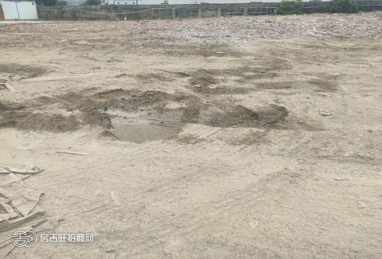 洪梅镇单一层厂房3500平方， 空地10000平方， 报价18可谈