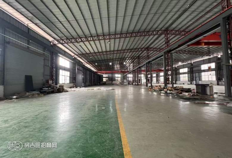 园洲镇带4部现成航车独栋厂房 厂房面积：3300平方 滴水10高，租金12元/平方