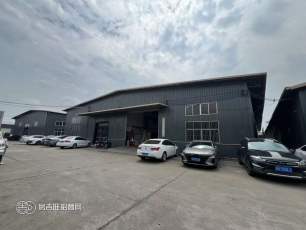 园洲镇带4部现成航车独栋厂房 厂房面积：3300平方 滴水10高，租金12元/平方